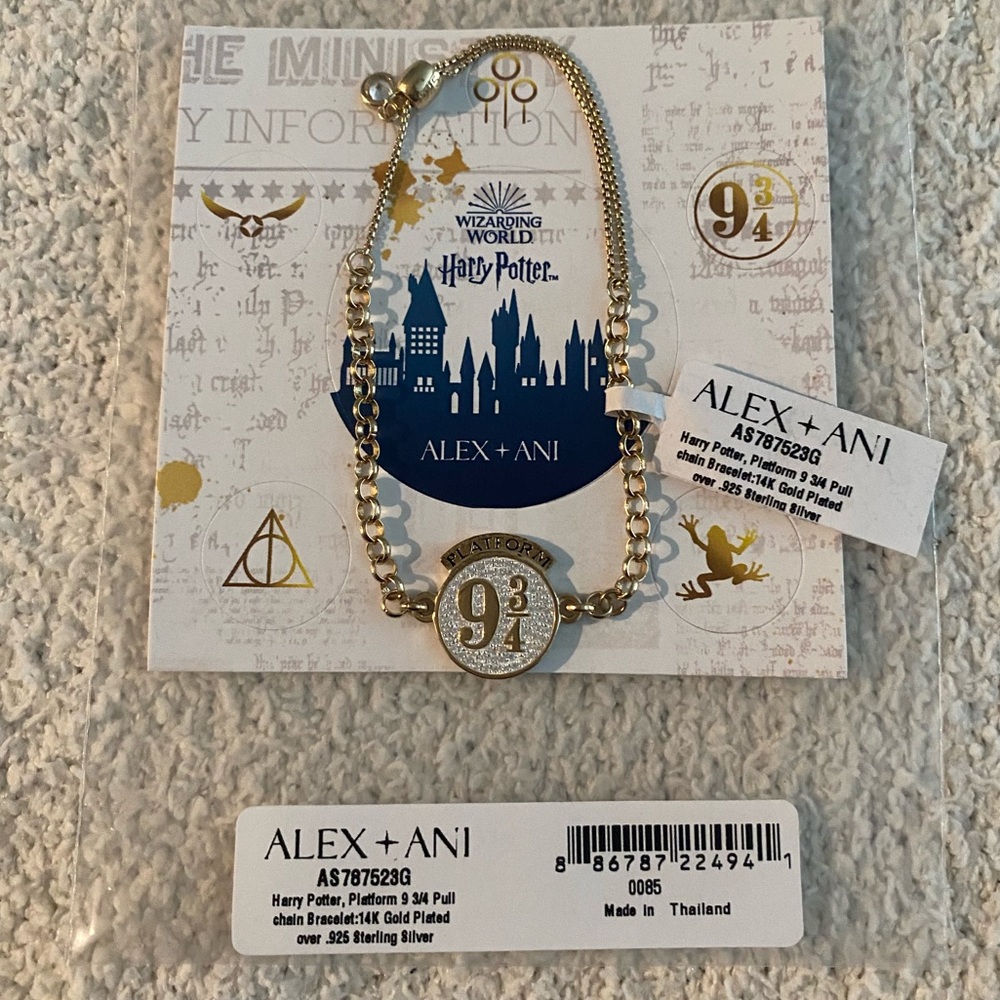 NWT Alex and Ani Harry Potter Platform 9 3/4 Bracelet, gold w/ crystals! Nice!
